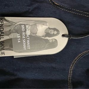 Kendall & Kylie Kompact Waist Mid-Rise Skinny 13/14